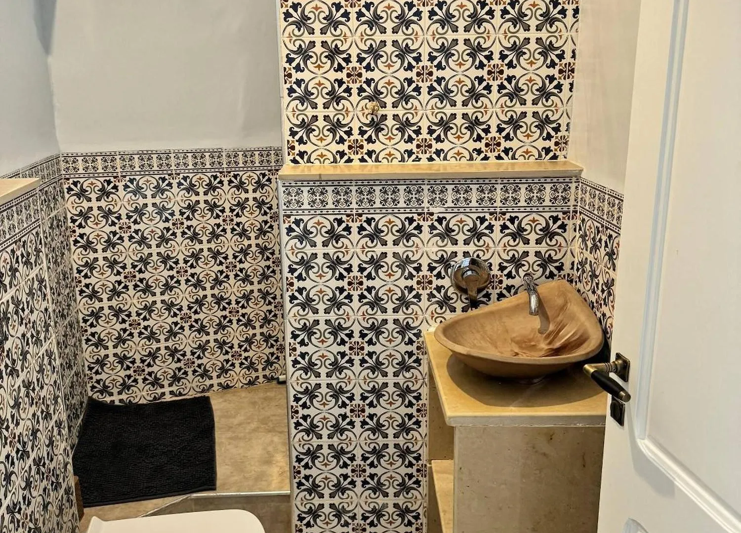 Cozy Luxury Apartment In The Heart Of チュニス